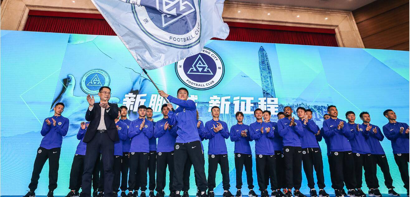 纳达尔回归首秀大放异彩，塔图姆主场球迷高呼名字